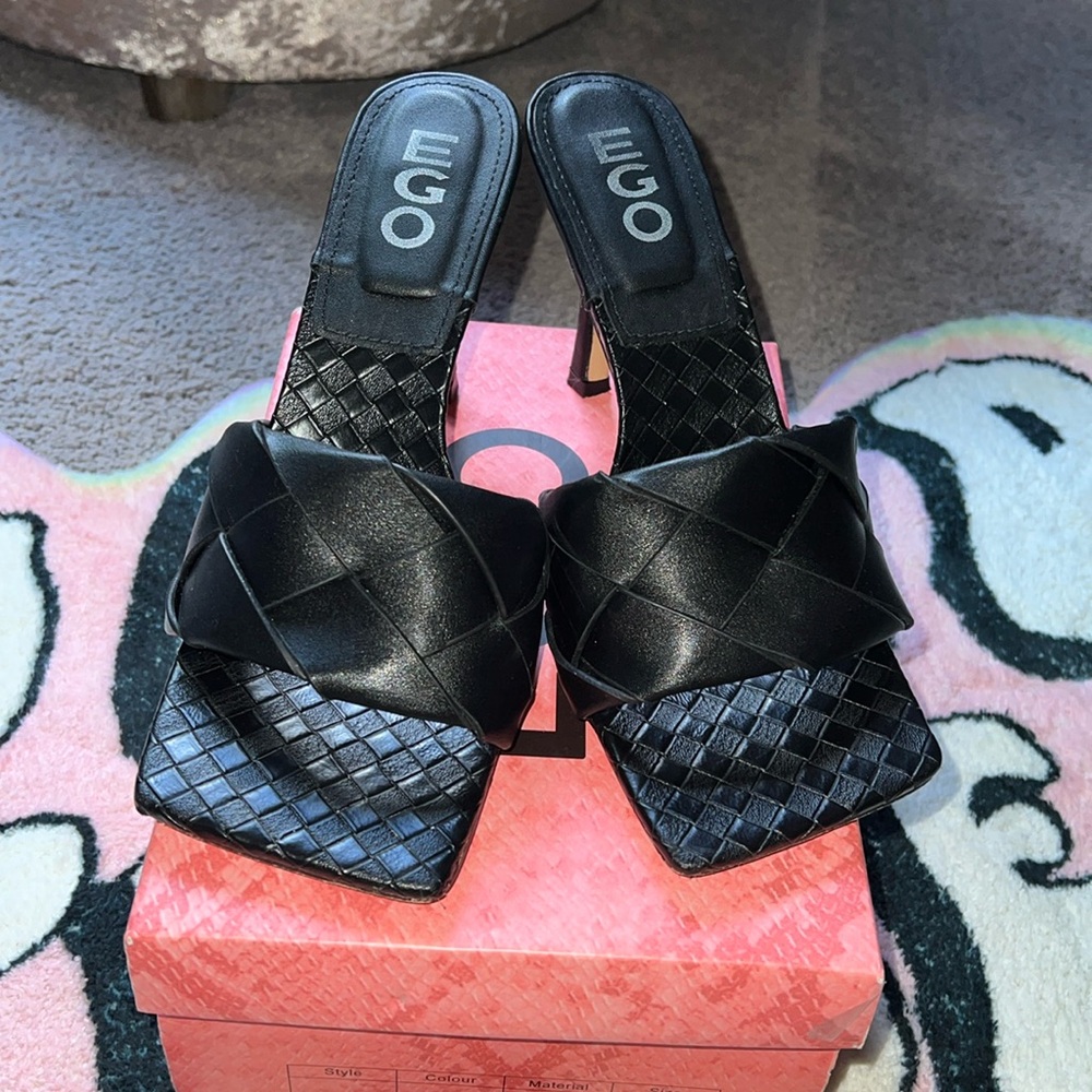 EGO Heels